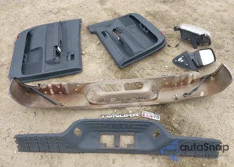 2011 Toyota Tundra Grade 5.7L V8 from USA, damaged, VIN 5TFEY5F15BX112122